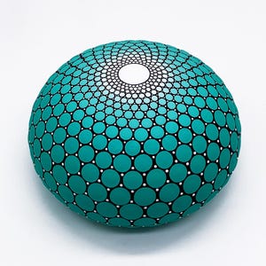 マンダラストーン - 手描きの石 - 瞑想石 - ハンドメイド - ペイントされた岩 - 装飾 - ドットアート - クリスマスギフト