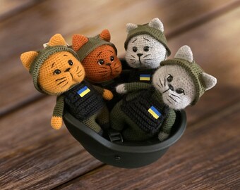 Crochet Ukrainian Army Cat, ZSU Toy, Patriot Cat Lover Gift