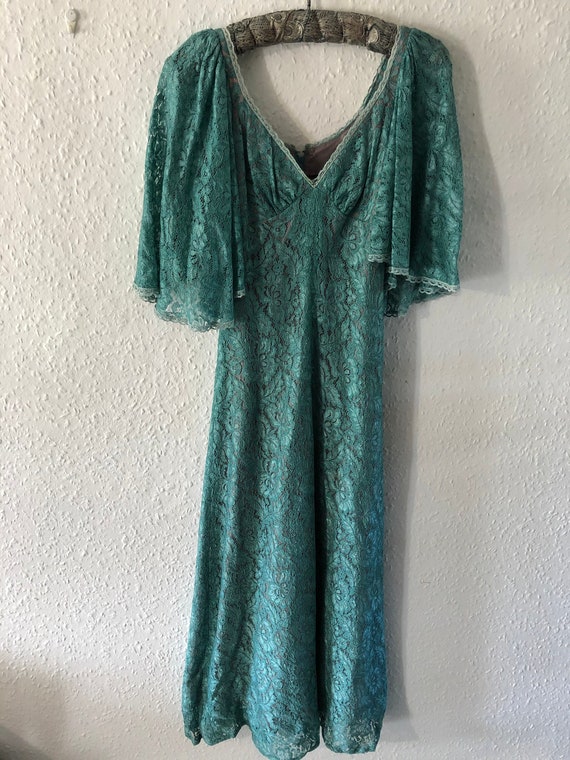VINTAGE QUAD DRESS | Vintage Quad Angel Wing Lace