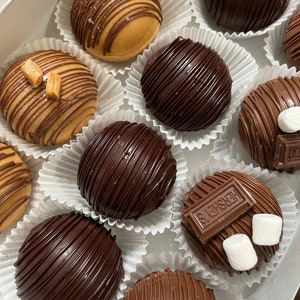 12 Chocolate Lover Bombs