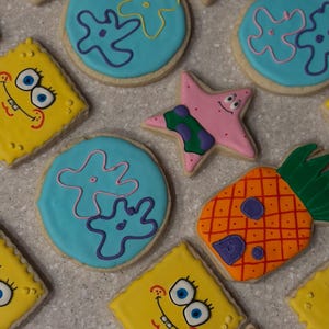 12 SpongeBob Sugar Cookies