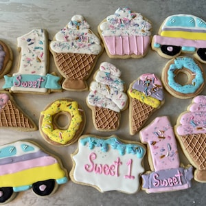 Sweet One Sundae Theme Cookies