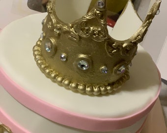 Gold edible fondant crown w/diamonds