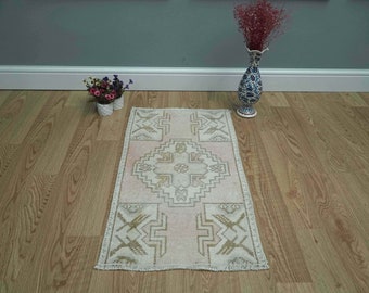Felpudo vintage de lana turca, alfombra Oushak rosa, tejido a mano (47 x 83 cm)