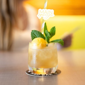 Bachelorette Party | Bridal Shower | Straw Toppers | Main Squeeze | Main Squeeze Straws | Party Straw | Paper Straws | Bridal Straws