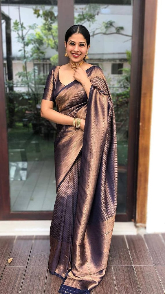 Banarasi Silk Bridal Look Beautiful Brown Color Saree Heavy Jacqurd Border  Design Saree Unique Designer Banarasi Indian Wedding Saree. 