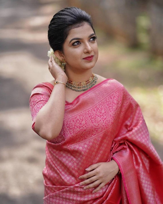 Pink Colour Kanchipuram Soft Lichi Silk Saree Bold and Beautiful Saree With  Weaving Silk Exclusive Indian Wedding Saree, Bollywood Saree -  Canada