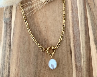 PENELOPE necklace in gold-plated stainless steel, buoy clasp, wide link chain and pearly bead