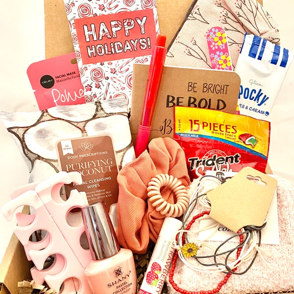 Teen Christmas / Christmas Gift Box / Tween Christmas Gift / Young Adult Christmas / Happy Holidays / WishingStarCompany