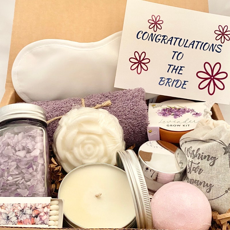 Bridal Shower Gift - 60+ Gift Ideas for 2025