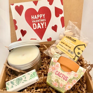 Valentines Day Gift / Valentines Care Package / Valentines Gift Box / Thinking of You / WishingStarCompany