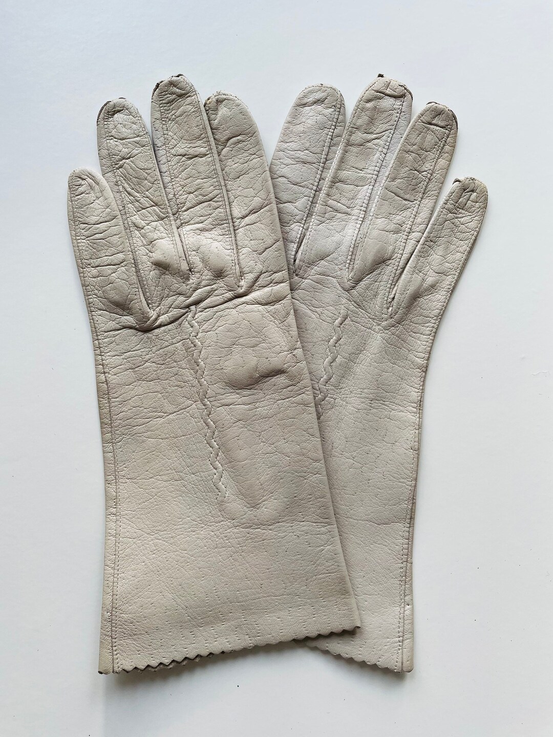 Vintage White Cream Leather Gloves Size 7.25 With Pinprick Etsy