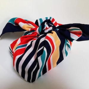 Furoshiki Stoff Geschenk knoten tuch wiederverwendbar Wiederverwendbare umweltfreundliche Geschenkpapiere Vintage Kopftuch zwei in einem Geschenk - LUSH!