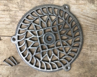 Fantastic round cast iron Victorian grill air vent extraction cover 6 inch CB9