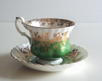 ROYAL ALBERT Regal Series Green Footed Cup and Saucer Set