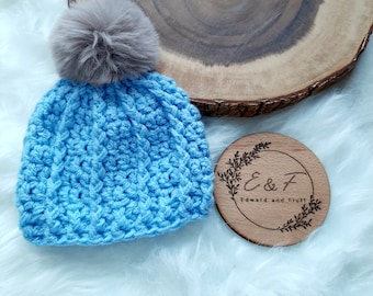 Baby bobble hat, Crochet bobble hat, 3 - 6 months hat, Crochet hat, Bobble Hat,  Faux fur bobble hat, Beanie hat, Reborn