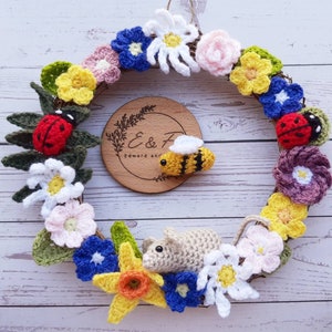 Summer wreath, Spring wreath, Summer crochet, Crochet wreath, Crochet flowers, Flower garland, Door wreath, Hanging decoration, Wall decor