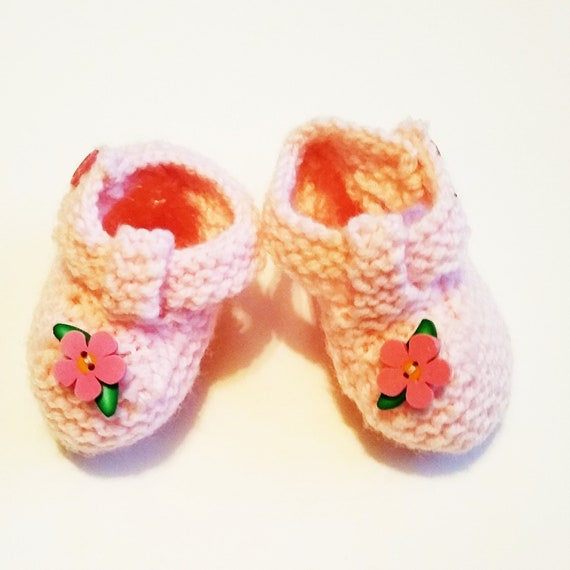 Baby booties crochet with flowers and button buck… - image 1