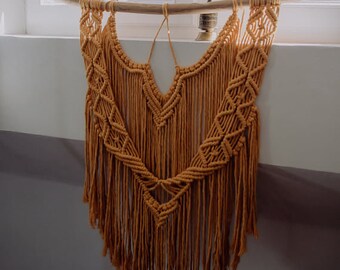 Macrame wall hanging