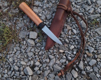 Cuchillo vikingo/eslavo con vaina
