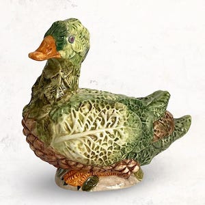 20th C. Ceramic Cabbage Leaf "Goose" Statue - Hand Painted Majolica Pottery "Duck" Farm Animal Sculpture - (10.50 inch / 27 cm)