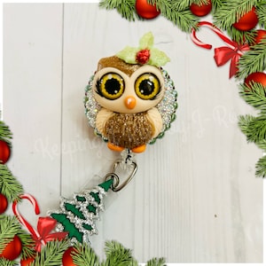 Adorable Christmas owl themed badge reel