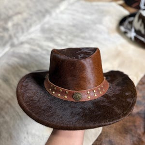 Handmade Hair-On Cowhide Leather Cowboy Hat: Rustic Western Style