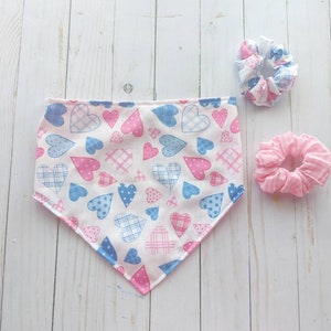 Pink heart print adjustable snap pet bandana, reversable pet bandana, dog bandana for girls, pink gingham bandana with matching scrunchies