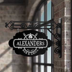 Vintage wooden sign for passionate grillers (motif 2) with wall mount - can be personalized with name