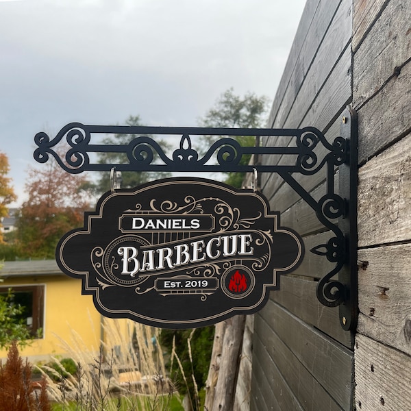 Vintage houten bord barbecue met wandhouder - personaliseerbaar met naam