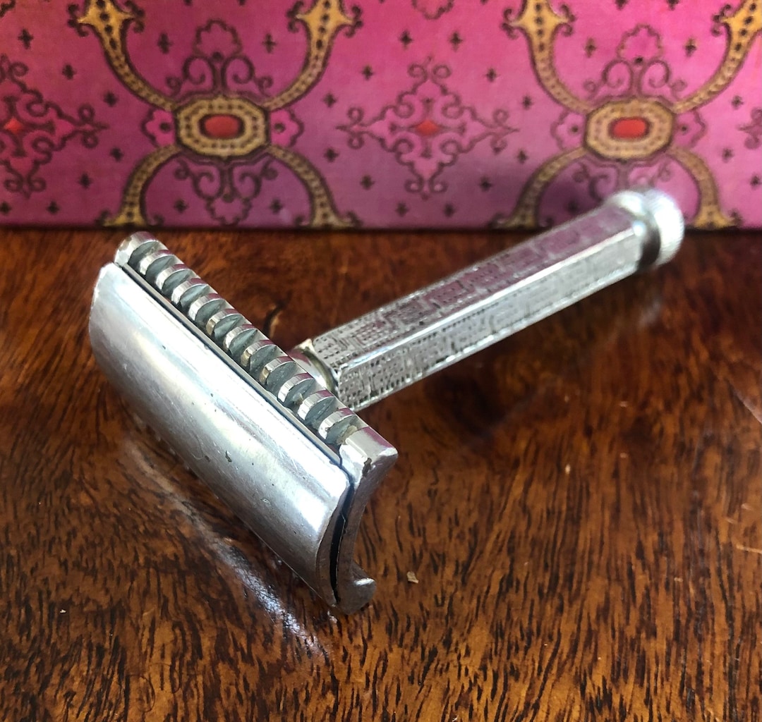 Vintage Shaver Razor With Original Old Razor-blade - Etsy