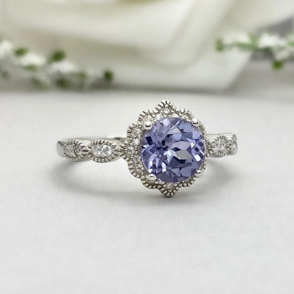 Round Lab Lavender Purple Sapphire Engagement Ring Art Deco Floral Simulated Diamond Ring Sterling Silver Halo Wedding Promise Ring