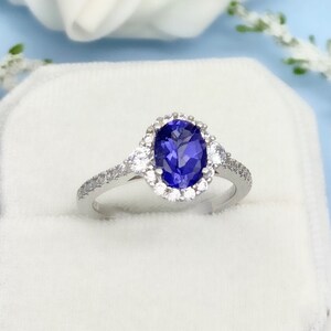 14K White Gold Diamond & Tanzanite Pendant - Oval Cut, 0.88CT Tanzanite, 0.06CT Diamonds, Solid Gold