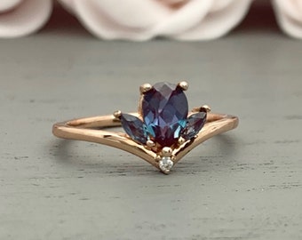 11.30 ct Cushion Synthetic Alexandrite Ring Art Deco Style Sterling Silver