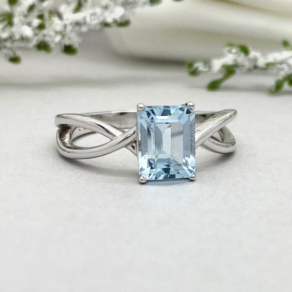 30-carat green aquamarines and Diamond Infinity Ring 14 karat – Avis  Diamond Galleries