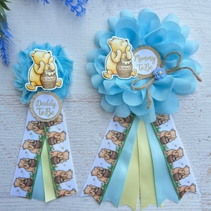 Ramilletes clásicos de Winnie The Pooh para baby shower Pines clásicos de Pooh Pines para mamá Elige el color Pin de Pooh para baby shower Ramilletes para mamá Cintas para mamá