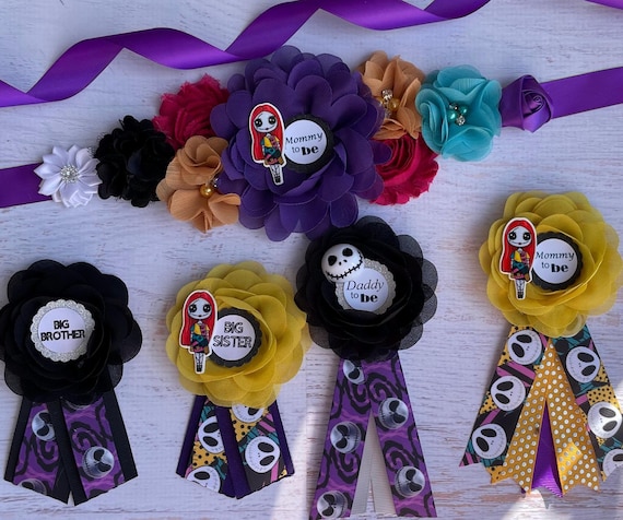 nightmare before christmas maternity dress Flashback to this Oogie Boogie (Nightmare Before Christmas) inspired burlap  & yarn maternity dress designed for a Halloween themed baby shower. Spider  brooches were added to give a spooky, glam touch