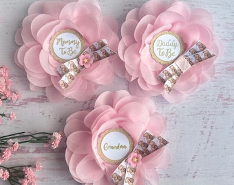 Pin clásico de Winnie the Pooh para baby shower, ramillete clásico de Pooh para niña, pin familiar para mamá y papá