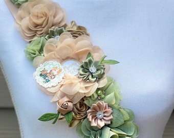 Woodland Shoulder Sash Baby Shower Sash Woodland Maternity Sash Pregnancy Sash Mommy Sash Forest Shoulder Sash Baby Bump Sash Woodland Sash