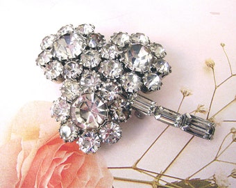 Vintage Juliana Brooch Three Flower  Crystal Baguette Rhinestone Large D & E Pin