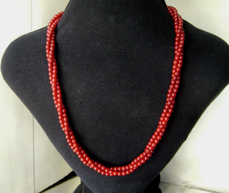 Vintage Dark Red Carnelian Necklace Natural Gemstone 3 Strand Choker image 2