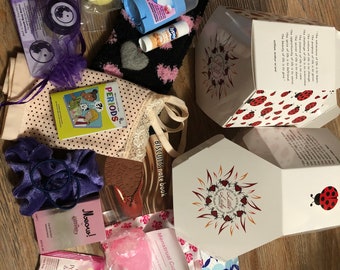 best gift for tween girls period prep kit welcome box