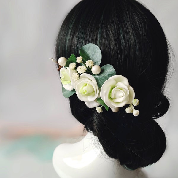 Wedding hair piece Sage green eucalyptus hair comb greenery hair wreath babys breath hairpiece bridal flower comb boho white rose pin