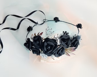 Black and silver flower crown, Gothic wedding headpiece, Goth bridal wreath, Halloween hair piece