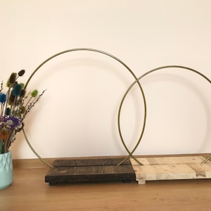 Wooden Circle Cake Stand \ Wedding Cake Stand \ Wooden Cake Stand