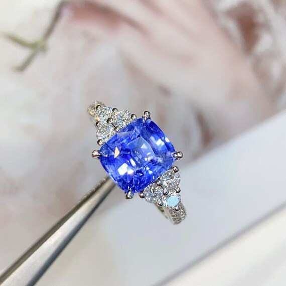 Bague De Fiançailles Diamant Et Saphir Bleu 6 Carats - Or Blanc 18k - Neuf Personnalisable