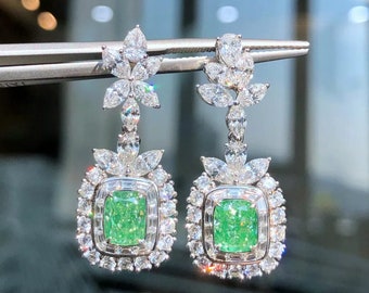 Boucle d'oreille de fiancée en diamants naturels Fancy Light yellow Green 1,06ct 1,11ct GIA certified