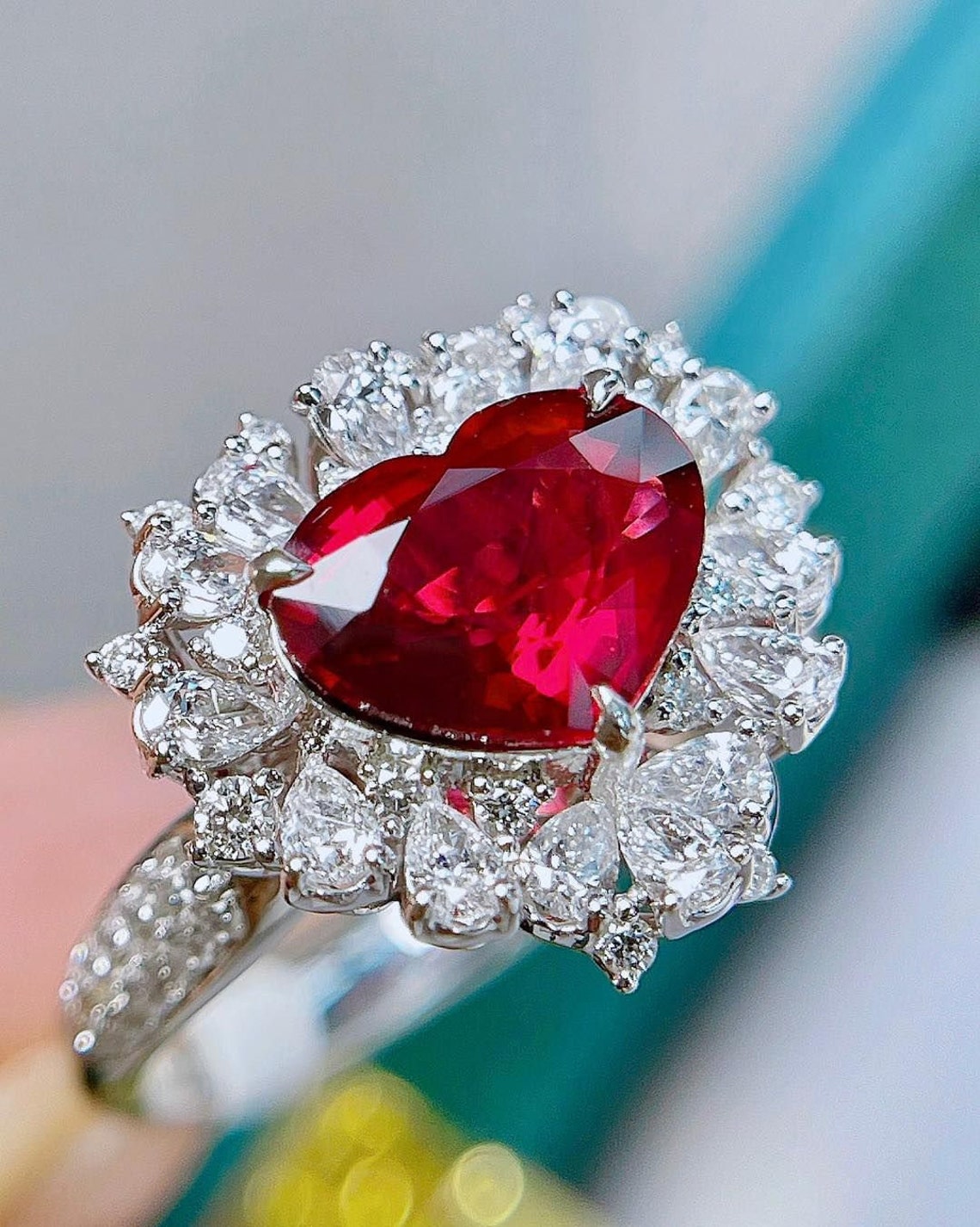 Bague Or Blanc Avec Diamant - Taille Moyenne, Style Déclaration, Occasion