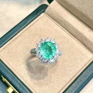 Natürlicher Paraiba-Turmalin Halo-Hochzeitsring Runde 3 Karat Naturdiamanten und 18 Karat Weißgold AU750, minimalistischer Turmalinring