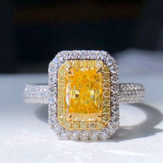 Bague pendentif en diamant jaune – Odyssée Joaillerie